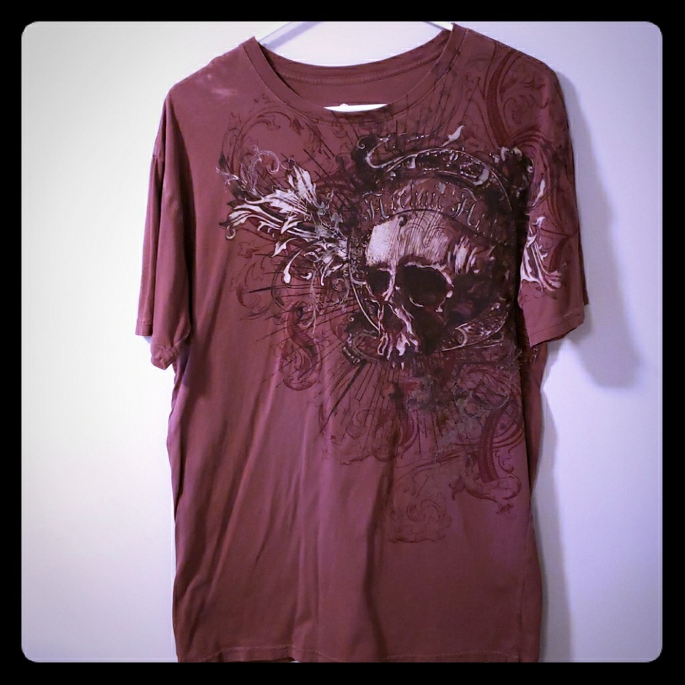 Maroon tshirt